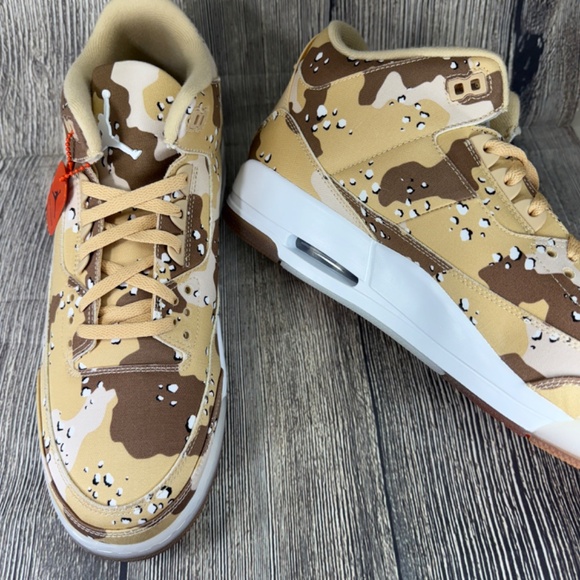 Nike Air Jordan 3 Retro ‘Desert Camo’ Men 7/ 8.5 Womens HM4301-200